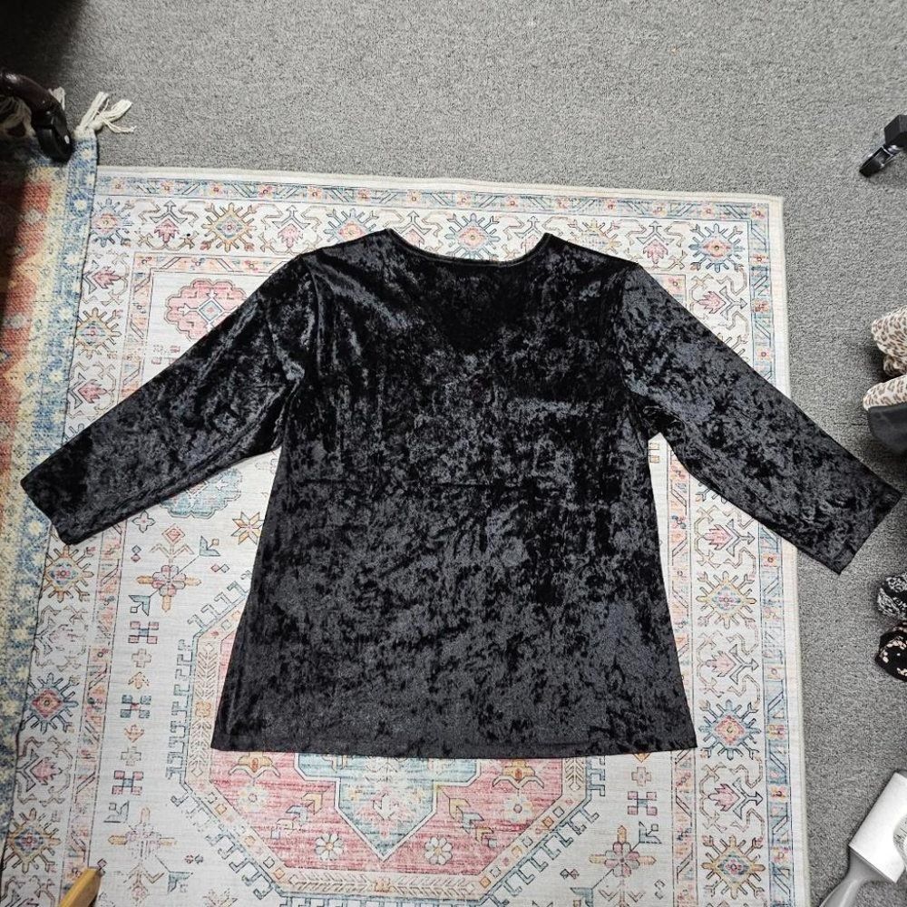 Whimsygoth Hippie Black Crushed Velvet Cold Shoulder Beaded VNeck 3/4 Sleeve Top - Picture 9 of 11
